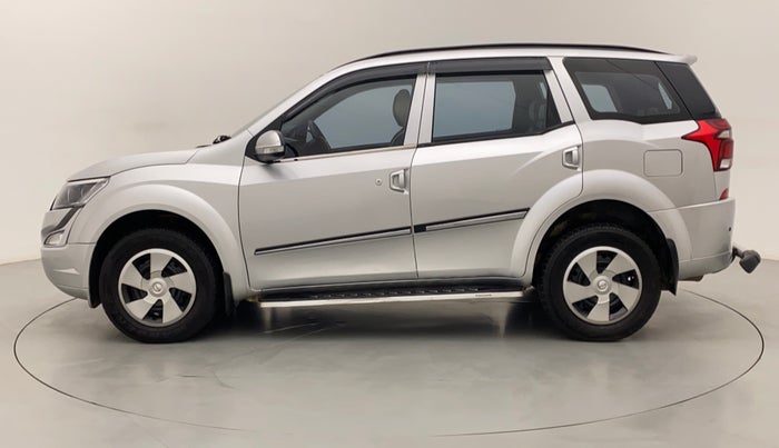 2018 Mahindra XUV500 W5, Diesel, Manual, 92,141 km, Left Side