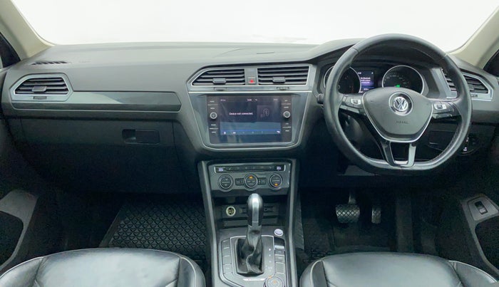 2018 Volkswagen TIGUAN HIGHLINE A/T, Diesel, Automatic, 74,732 km, Dashboard