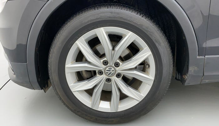 2018 Volkswagen TIGUAN HIGHLINE A/T, Diesel, Automatic, 74,732 km, Left Front Wheel