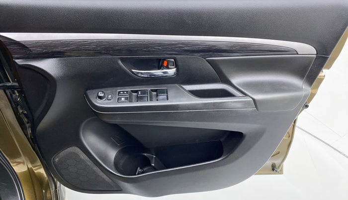 2019 Maruti XL6 ALPHA AT SHVS, Petrol, Automatic, 73,478 km, Driver Side Door Panels Control
