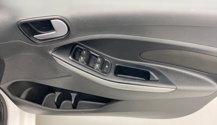 2017 Ford New Figo 1.2 TITANIUM, Petrol, Manual, 41,940 km, Driver Side Door Panels Control
