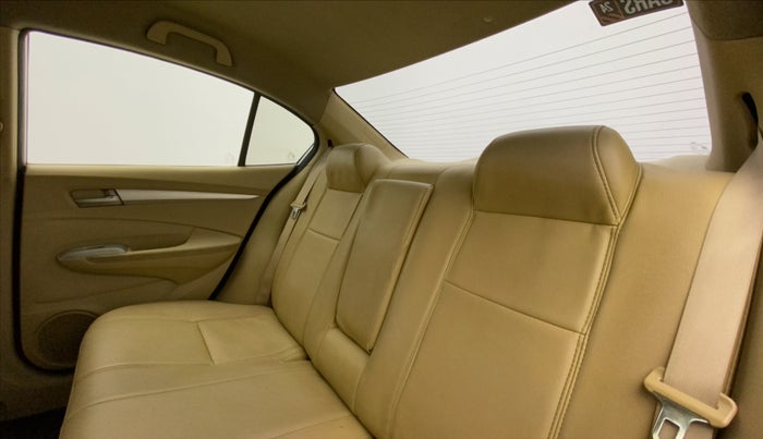 2011 Honda City 1.5L I-VTEC V MT, Petrol, Manual, 1,45,074 km, Right Side Rear Door Cabin