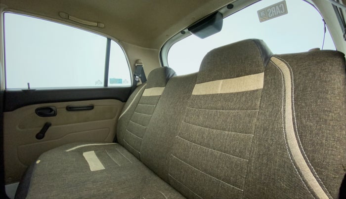 2014 Hyundai Santro Xing GL PLUS, Petrol, Manual, 77,182 km, Right Side Rear Door Cabin