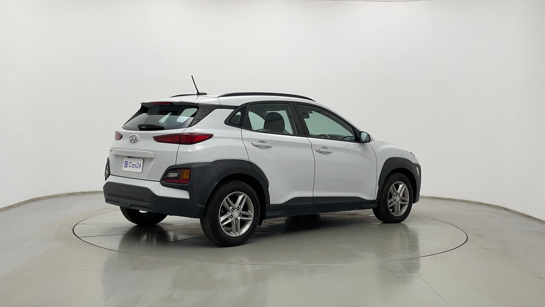 Right Back Diagonal (45- Degree) View