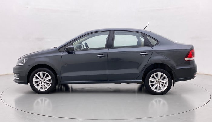 2016 Volkswagen Vento HIGHLINE 1.2 TSI AT, Petrol, Automatic, 27,783 km, Left Side