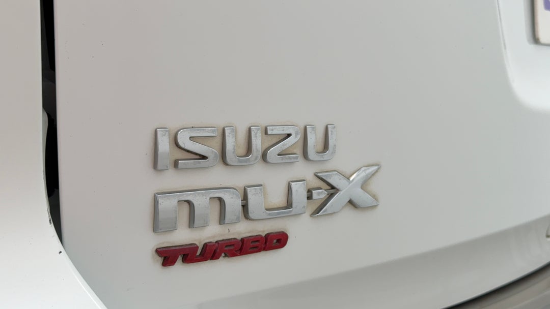 Badge (Boot Left Side)