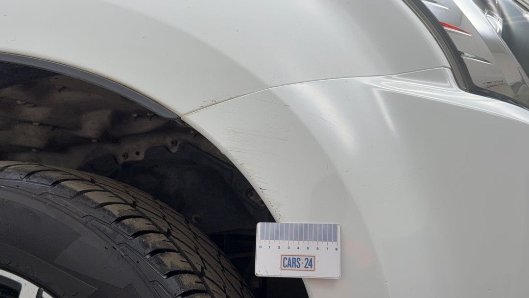 Quarter Panel Front RHS Guard Scratch