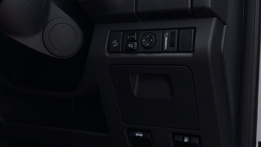 Utility Switches/Buttons