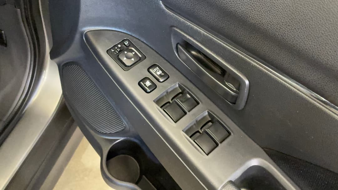 2024 Mitsubishi ASX Es (2WD), Automatic, 29907 km, Drivers Side Door Panel Controls