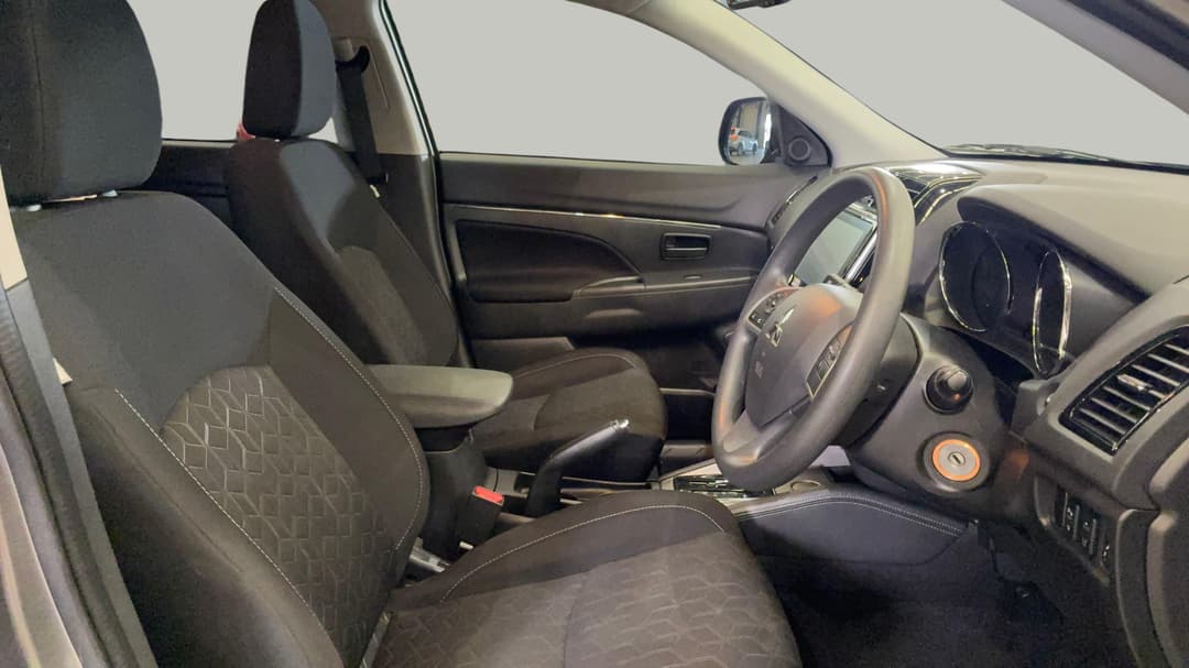 2024 Mitsubishi ASX Es (2WD), Automatic, 29907 km, Right Side Front Door Cabin View