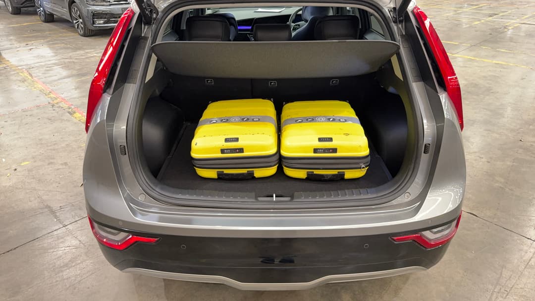 2023 Kia Niro Ev Gt-line Body C Pillar, Automatic, 24304 km, Boot Inside View with Luggage