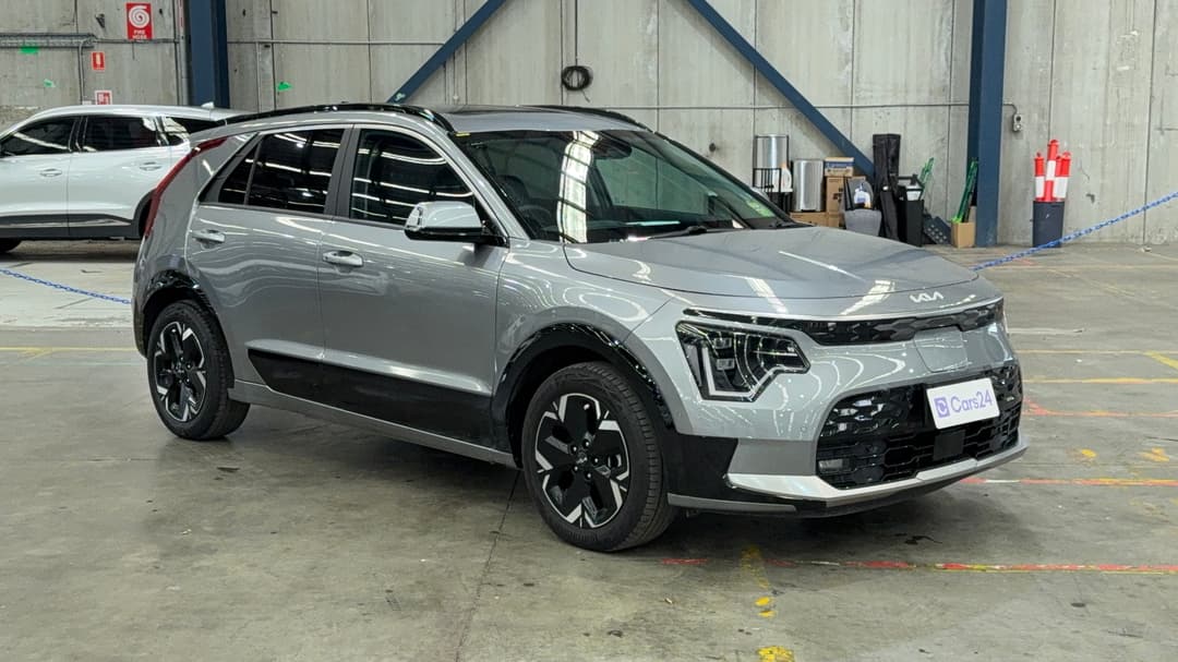 2023 Kia Niro Ev Gt-line Body C Pillar, Automatic, 24304 km, Right Front Diagonal (45- Degree) View