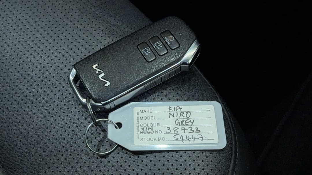 2023 Kia Niro Ev Gt-line Body C Pillar, Automatic, 24304 km, Key Close-up