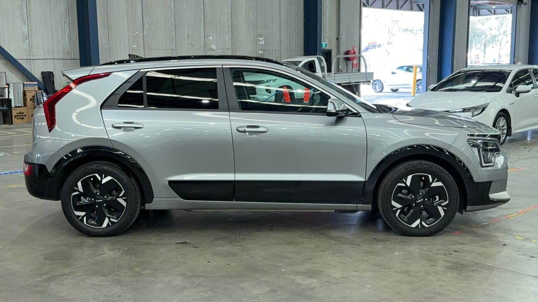 2023 Kia Niro Ev Gt-line Body C Pillar, Automatic, 24304 km, Right Side View