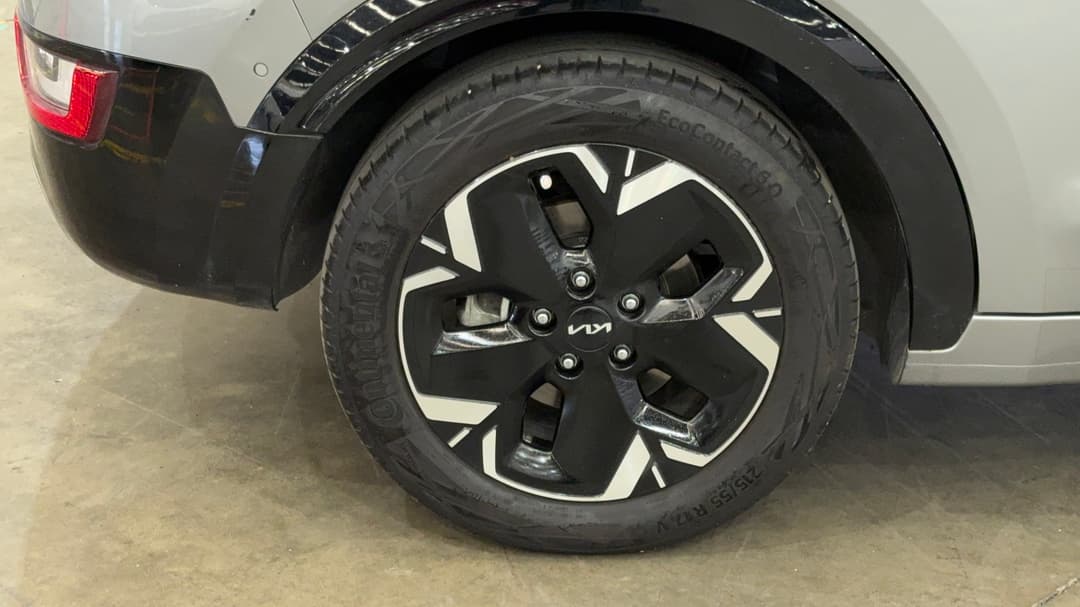 2023 Kia Niro Ev Gt-line Body C Pillar, Automatic, 24304 km, Right Rear Wheel