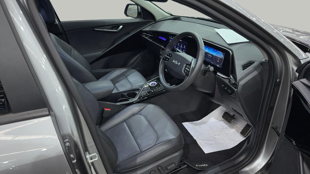 2023 Kia Niro Ev Gt-line Body C Pillar, Automatic, 24304 km, Right Side Front Door Cabin View