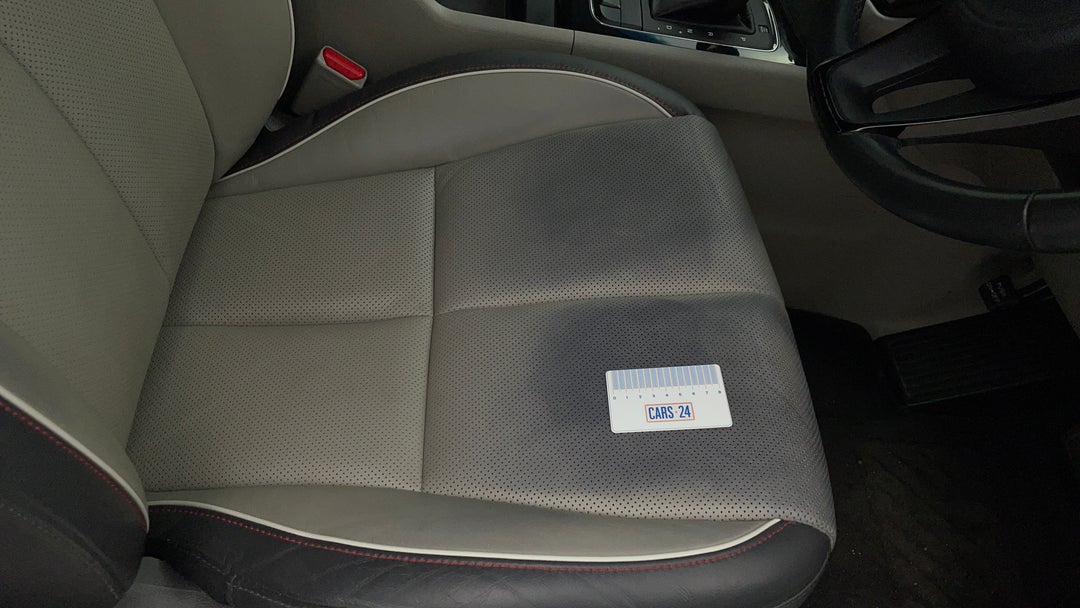 Seats Front RHS Stain