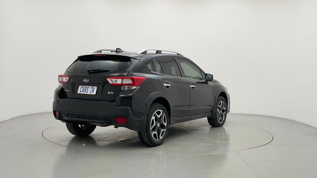 Right Back Diagonal (45- Degree) View