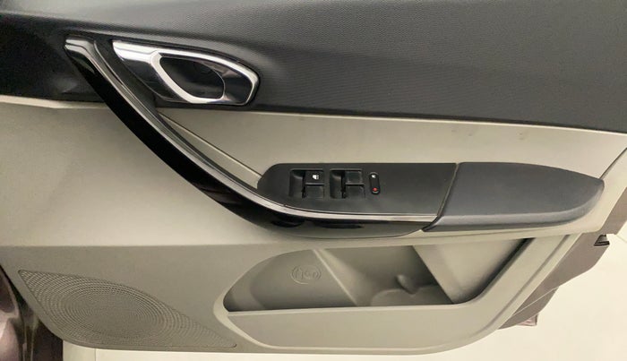 2019 Tata Tiago XZA PETROL, Petrol, Automatic, 30,302 km, Driver Side Door Panels Control