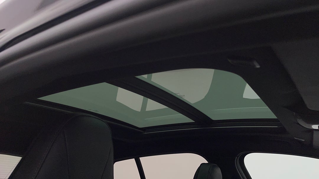 Interior Sunroof/Moonroof