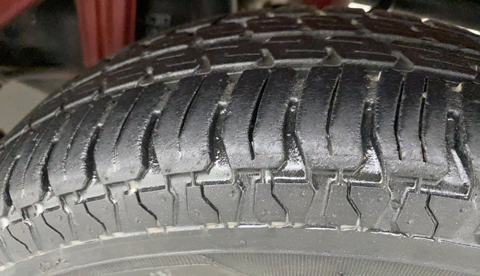 2010 Maruti Wagon R LXI MINOR, Petrol, Manual, 44,596 km, Left Rear Tyre Tread