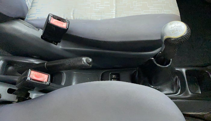 2010 Maruti Wagon R LXI MINOR, Petrol, Manual, 44,596 km, Gear Lever
