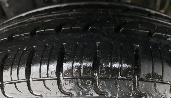 2014 Datsun Go T, Petrol, Manual, 18,316 km, Left Rear Tyre Tread