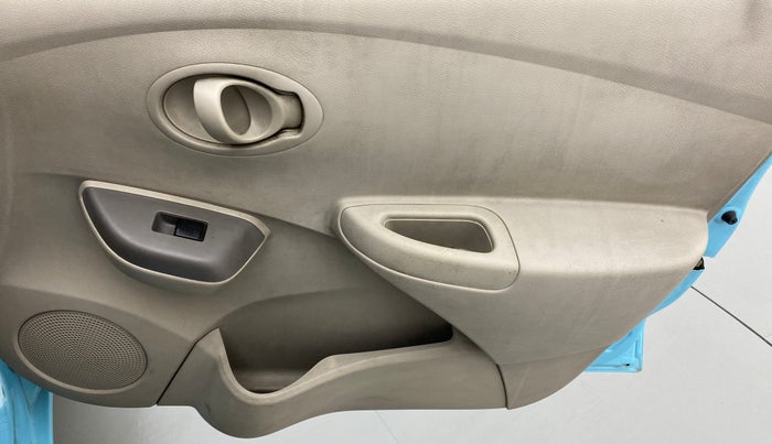 2014 Datsun Go T, Petrol, Manual, 18,316 km, Driver Side Door Panels Control