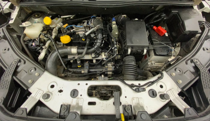 2022 Nissan MAGNITE XV TURBO CVT, Petrol, Automatic, 18,193 km, Open Bonet