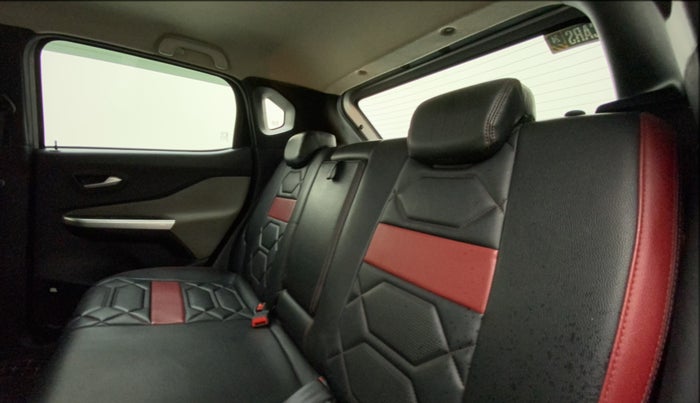 2022 Nissan MAGNITE XV TURBO CVT, Petrol, Automatic, 18,193 km, Right Side Rear Door Cabin