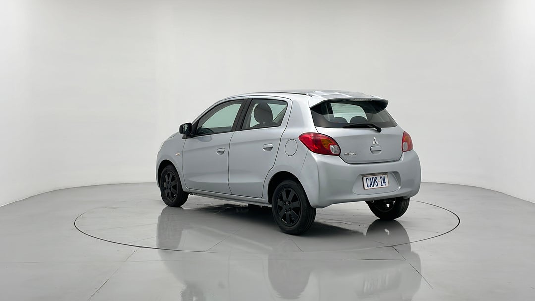 Left Back Diagonal (45- Degree) View