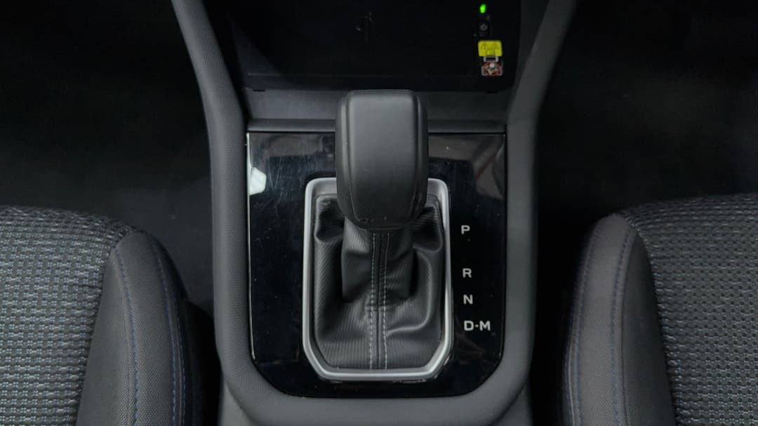 2025 Subaru Forester 2.5i (AWD), Automatic, 33387 km, Gear Lever 