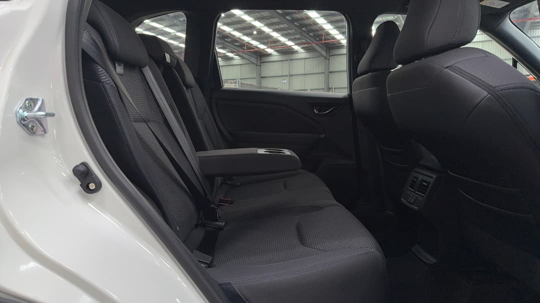 2025 Subaru Forester 2.5i (AWD), Automatic, 33387 km, Right Side Rear Door Cabin View