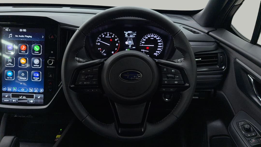 2025 Subaru Forester 2.5i (AWD), Automatic, 33387 km, Steering Wheel Close-up