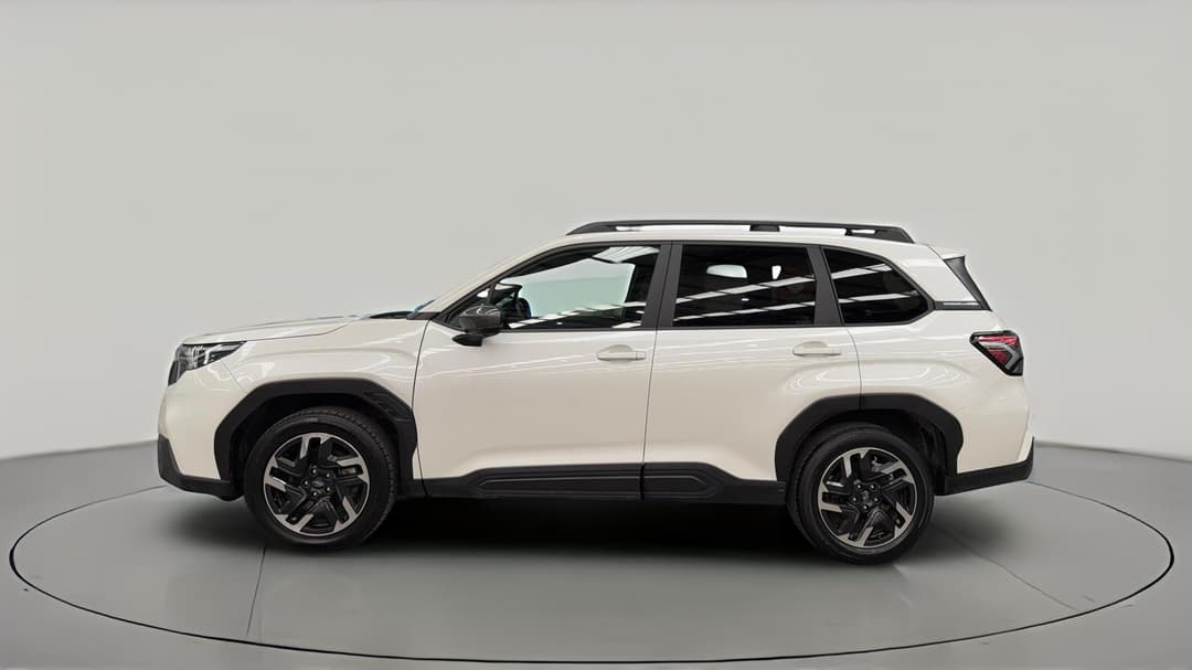 2025 Subaru Forester 2.5i (AWD), Automatic, 33387 km, Left Side View