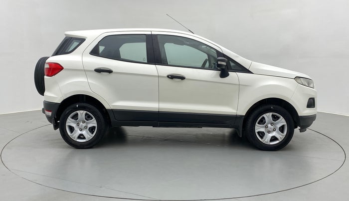 2015 Ford Ecosport 1.5 AMBIENTE TDCI, Diesel, Manual, 60,890 km, Right Side View