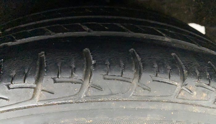 2019 Maruti Baleno DELTA PETROL 1.2, CNG, Manual, 63,461 km, Left Rear Tyre Tread