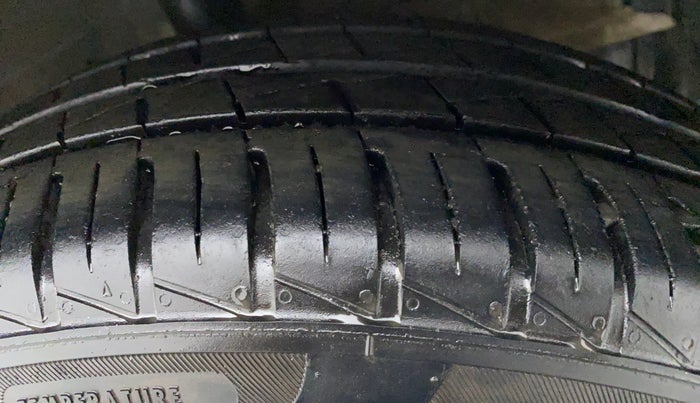 2019 Hyundai GRAND I10 NIOS SPORTZ PETROL, Petrol, Manual, 15,896 km, Left Rear Tyre Tread