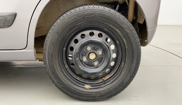 2011 Maruti Wagon R 1.0 VXI, Petrol, Manual, 79,484 km, Left Rear Wheel
