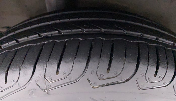 2014 Honda City V MT PETROL, Petrol, Manual, 54,297 km, Right Rear Tyre Tread