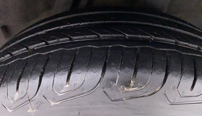 2014 Honda City V MT PETROL, Petrol, Manual, 54,297 km, Left Rear Tyre Tread
