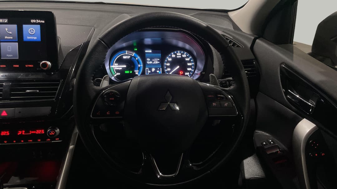 2024 Mitsubishi Eclipse Cross Es Phev (AWD), Automatic, 43267 km, Steering Wheel Close-up