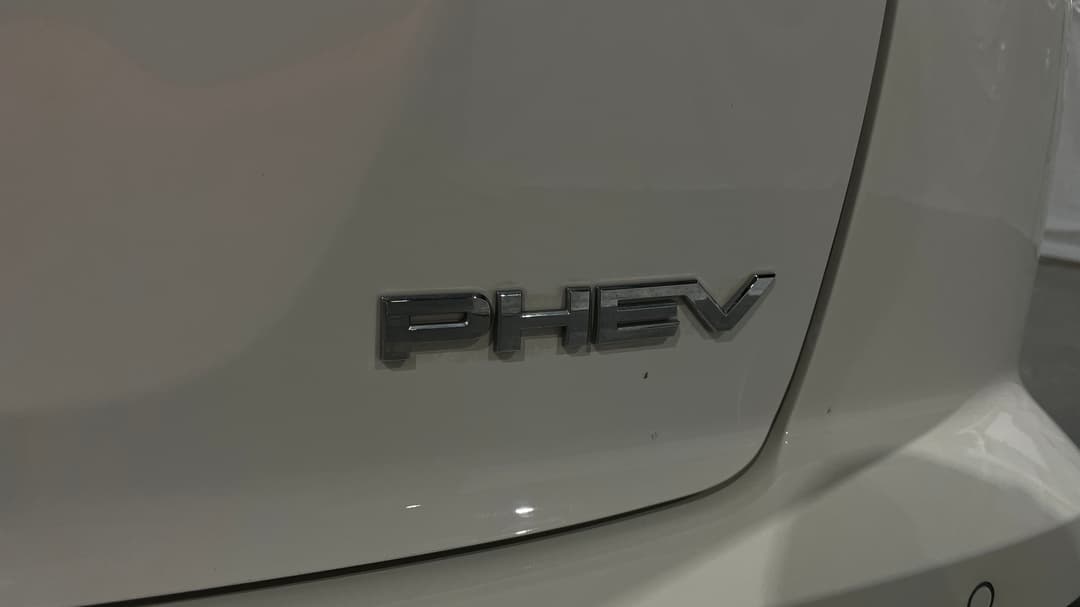 2024 Mitsubishi Eclipse Cross Es Phev (AWD), Automatic, 43267 km, Badge (Boot Right Side)