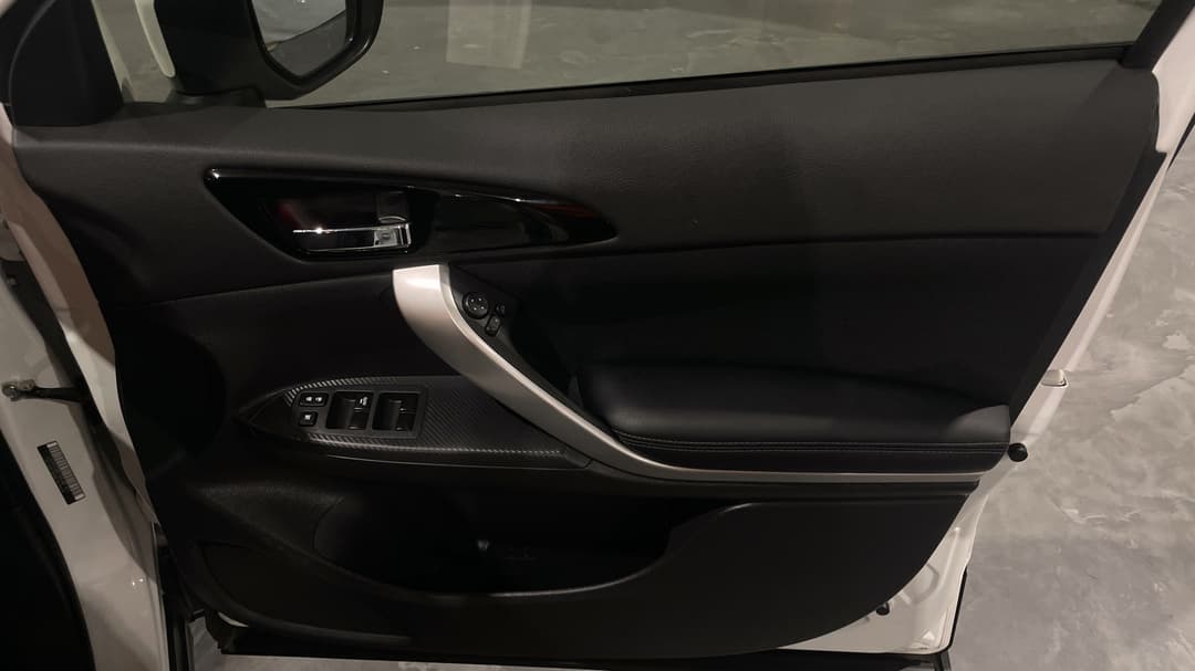 2024 Mitsubishi Eclipse Cross Es Phev (AWD), Automatic, 43267 km, Speaker View