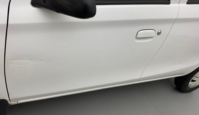 2016 Maruti Alto 800 LXI, Petrol, Manual, 30,556 km, Front passenger door - Minor scratches