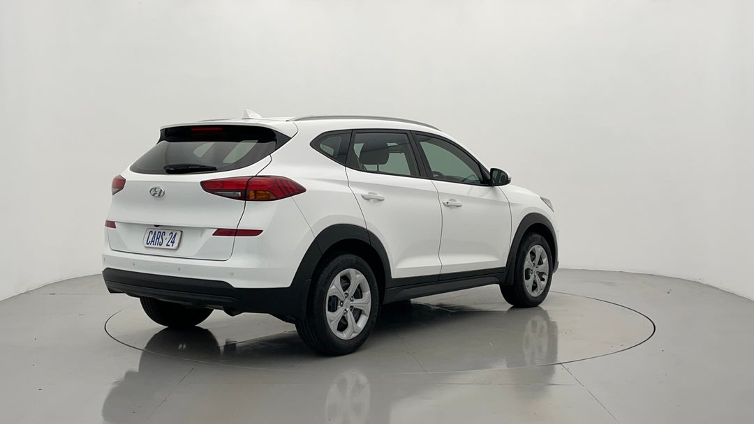 Right Back Diagonal (45- Degree) View