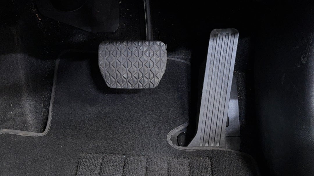 Pedals and Footmat