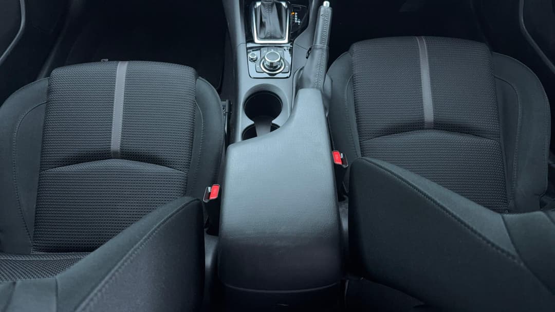 2017 Mazda Mazda3 Maxx, Automatic, 41249 km, Center Console