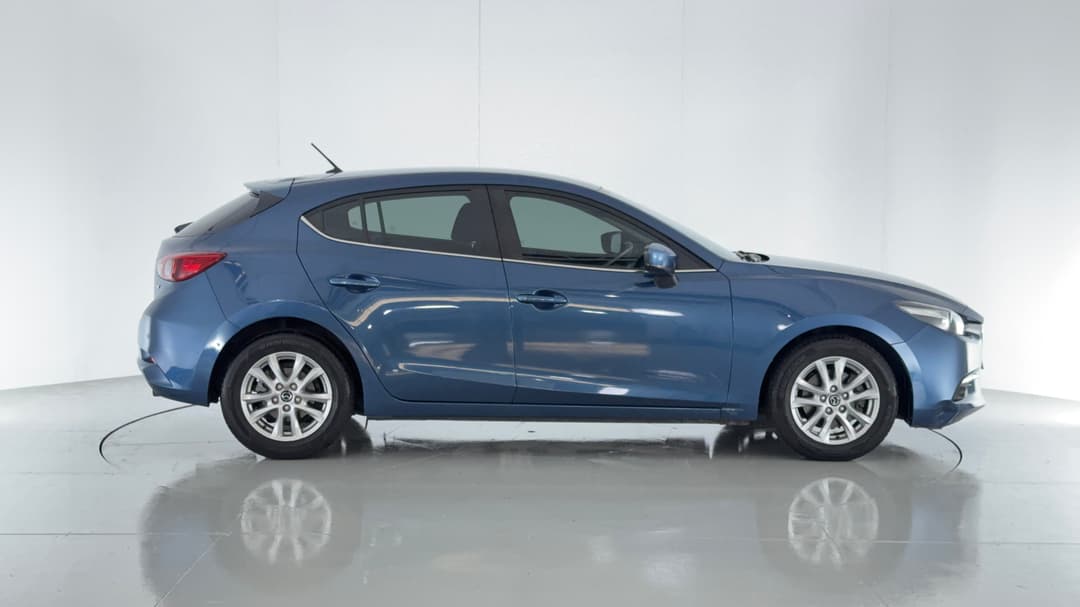 2017 Mazda Mazda3 Maxx, Automatic, 41249 km, Right Side View