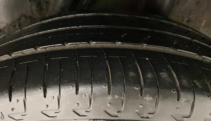 2020 Honda City ZX MT PETROL, Petrol, Manual, 21,339 km, Left Rear Tyre Tread